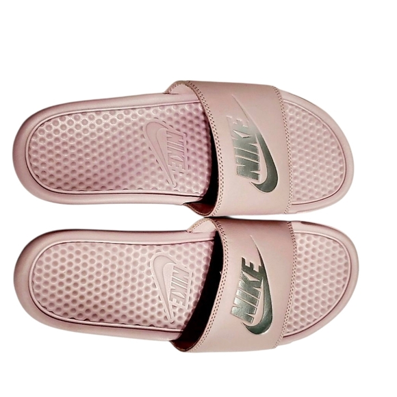 Nike Women's Gymnastics Shoe Sandals Size 9 - Picture 15 of 16